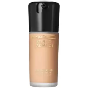 Image of MAC Studio Radiance Serum Powered Foundation 30ml (Various Shades) - NW18