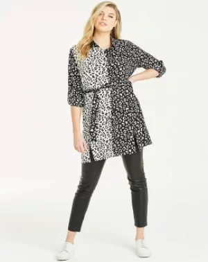 Image of Quiz Curve Mono Animal Print Shirt Dress