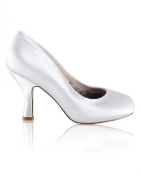 Image of Perfect Peggy Court Shoe
