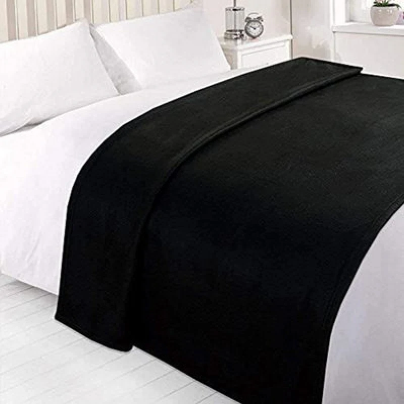 Image of OHS OHS Warm Plain Fleece Throw Over Bed Blanket in Black Size: 120cm x 150cm Black 120cm x 150cm Unisex 5027434088973