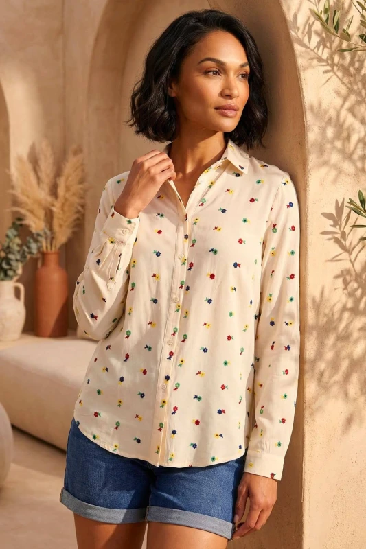 Image of Dusk Womens Floral Embroidered Shirt in Ivory Size: Large Ivory Female L