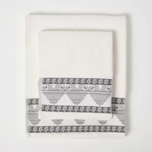 Image of Homescapes - Grey Nordic Style Christmas 100% Cotton Bath Towel - Grey