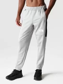 Image of The North Face Mountain Athletics Fleece Pants - Grey Size M Men