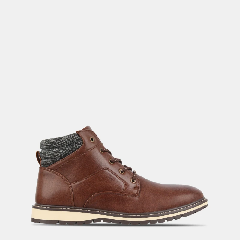 Image of Deakins Mens Chukka Boots Brown male 7 (41)