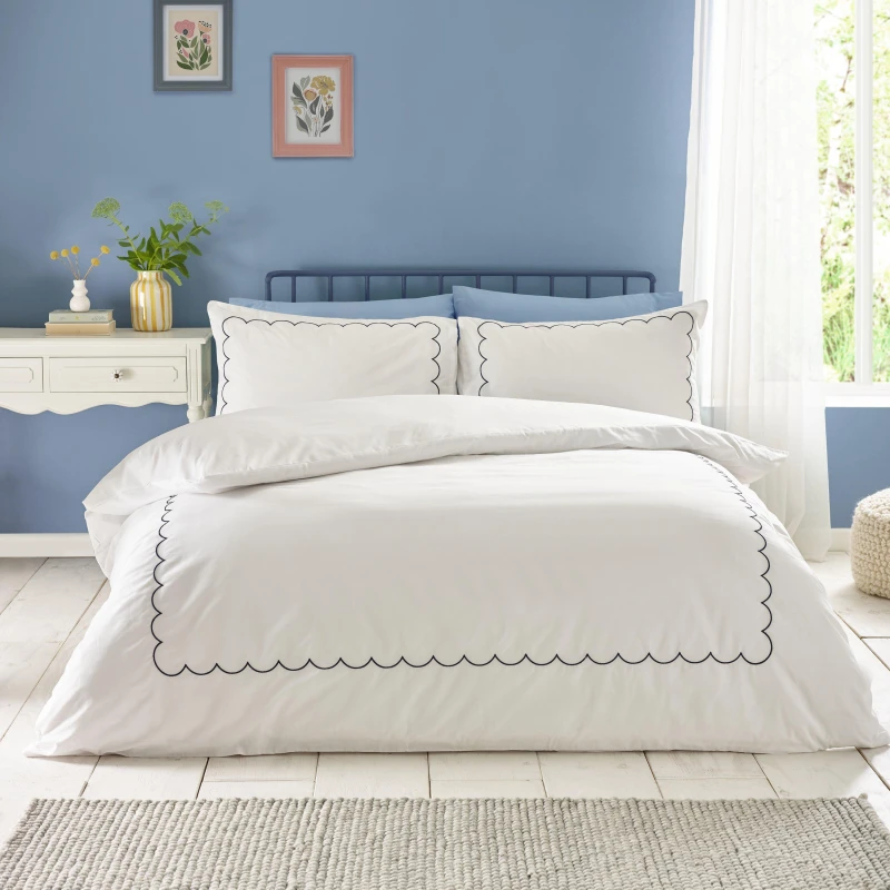 Image of Catherine Lansfield Scallop Border Embroidered Duvet Cover Bedding Set White Navy