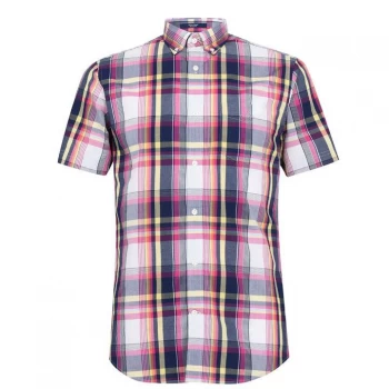 Image of Gant Washed Short Sleeve Shirt - Pink 673