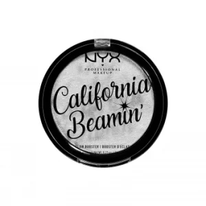 Image of NYX Professional Makeup California Beamin' Illuminating Face and Body Powder Glow Booster