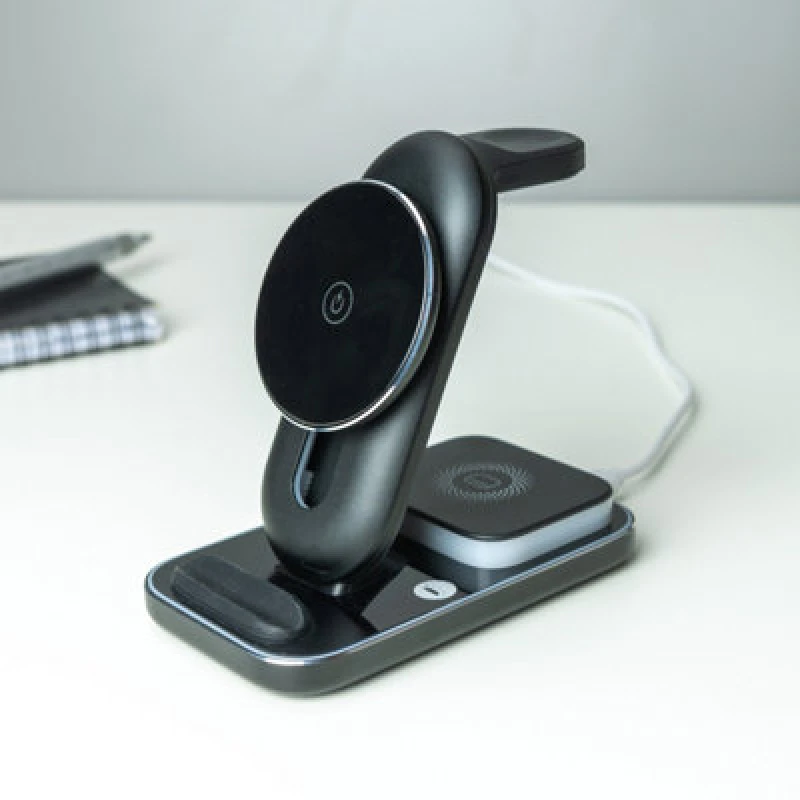 Image of Red5 3-In-1 Charging Station - Height Adjustable & Cool Light