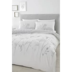 Image of Meadowsweet Floral Reversible Duvet Set