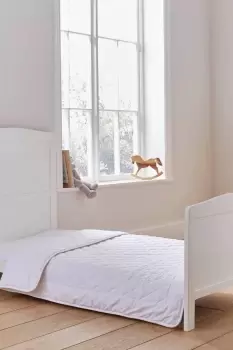 Image of 'Wool 4 Tog' Duvet Cot Bed