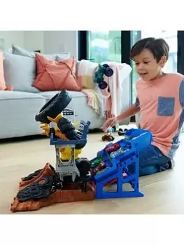 Image of Hot Wheels Monster Trucks Mega-Wrex Vs. Crushzilla Takedown Playset