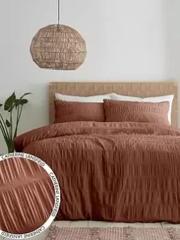 Image of Catherine Lansfield Seersucker Duvet Set - Db