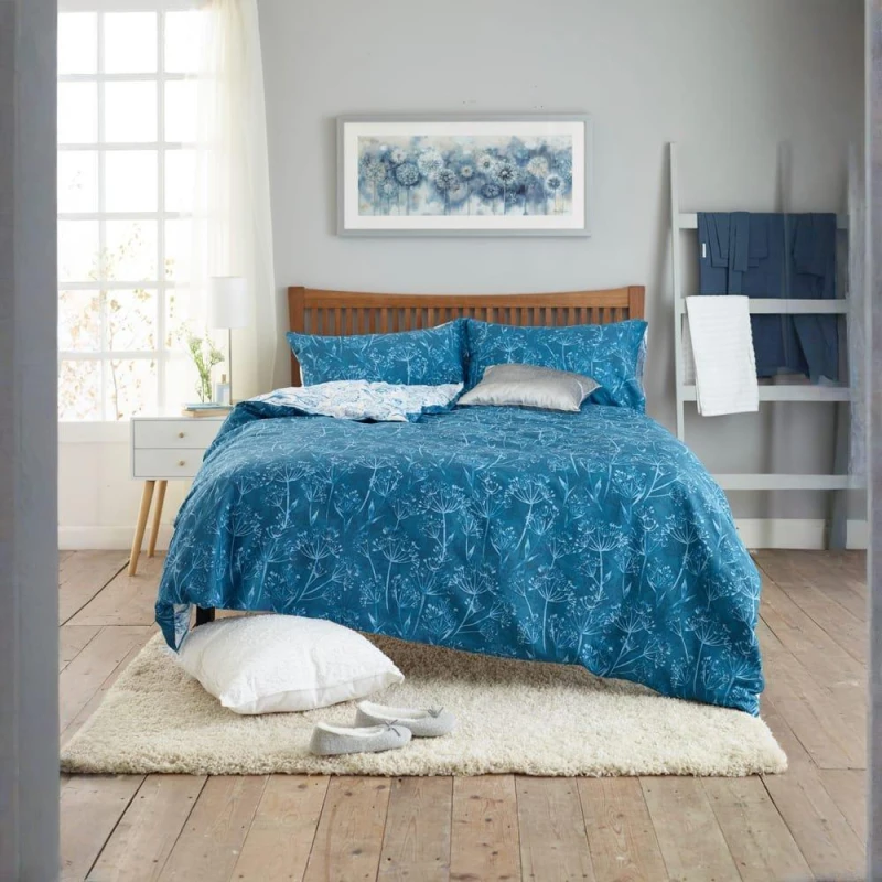 Image of Deyongs Cow Parsley Cotton Rich Duvet Cover Set - Printed 200 Thread Count Soft Bedding in Blue Size: Double Blue Unisex Double