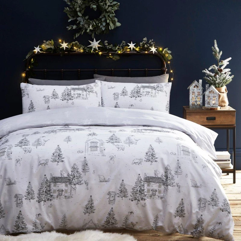 Image of Furn Furn Midwinter Toile Festive Reversible Duvet Cover Set in White Size: Super King White Super King Unisex 5025532544742
