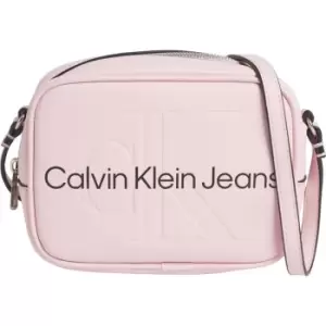 Image of Calvin Klein Jeans Sculpted Camera Bag Mono - Pink