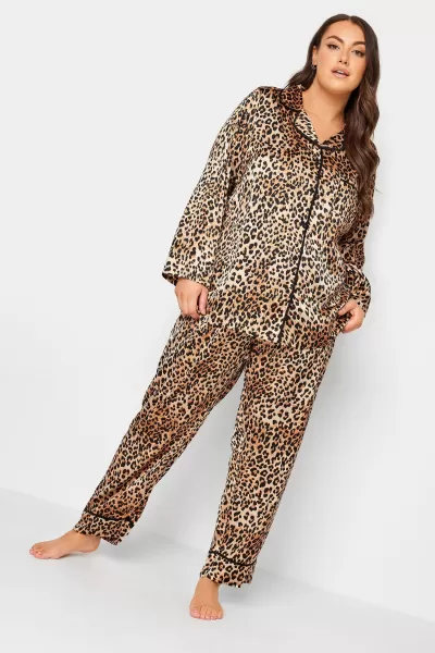 Image of Printed Satin Pyjama Set