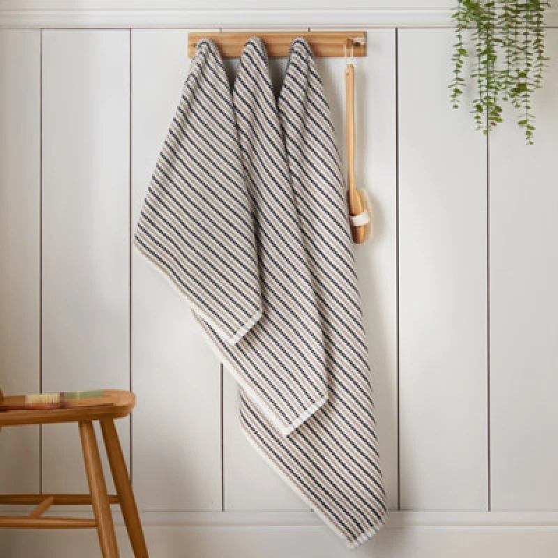Image of Catherine Lansfield Rice Weave Stripe Cotton 100X150Cm Bath Sheet Grey