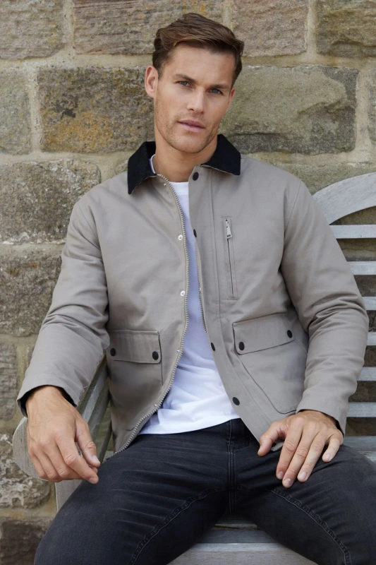 Image of Threadbare Threadbare Men 'Frawley' Cotton Twill Lightweight Jacket in Light Beige Size: Medium Light Beige M Male 7625914456847
