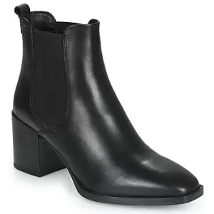 Image of Tamaris HAVAIL womens Low Ankle Boots in Black