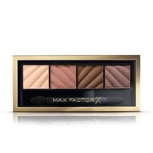 Image of Max Factor Smokey Eye Matte Drama Kit Alluring Nude 10 Nude