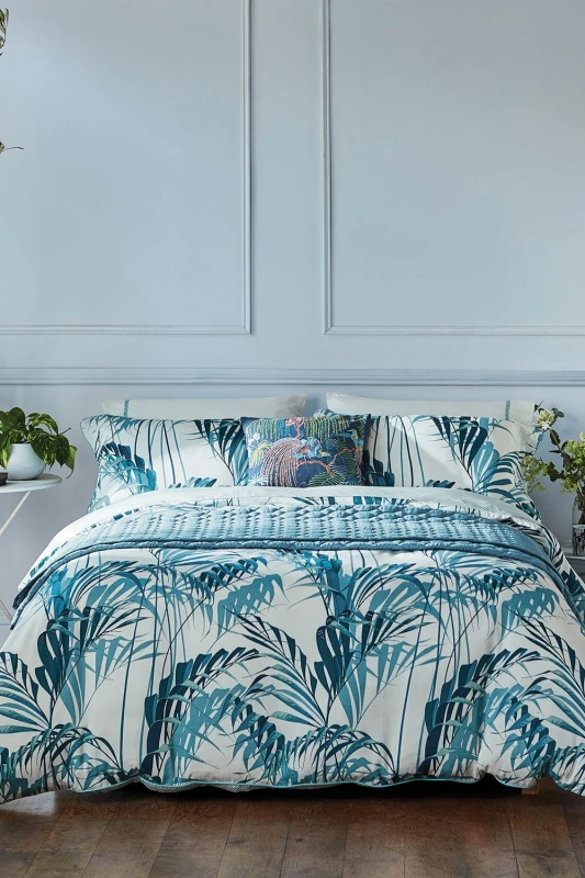 Image of Sanderson Sanderson 'Palmhouse' Cotton Duvet Cover Set in Green Size: Single Green Single Unisex 5016709700634