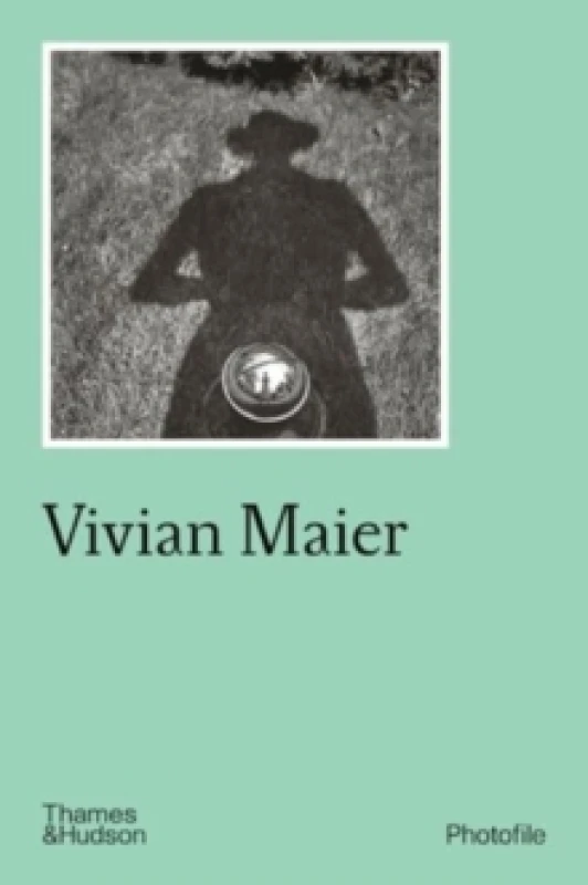 Image of Vivian Maier. Paperback. By Vivian Maier, Musee national du Luxembourg France Books