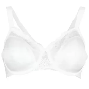 Image of Triumph LADYFORM Soft womens Underwire bras in White4C,34D,36C,38C,40C,36D,38D,40D,40E,36DD