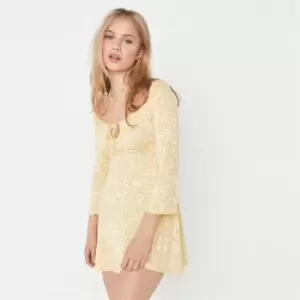 Image of Missguided Tie Front Mini Dress Ls Ditsy - Yellow