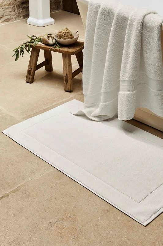 Image of Christy CHRISTY 'Renaissance' Luxury 100% Cotton 1000GSM Towelling Bath Mats in Light Beige Light Beige One Size Unisex 5057241209995