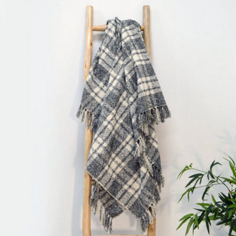 Image of Allure Bath Fashions Chenille Checked Tartan Throw Blanket - Grey, 150 X 200Cm