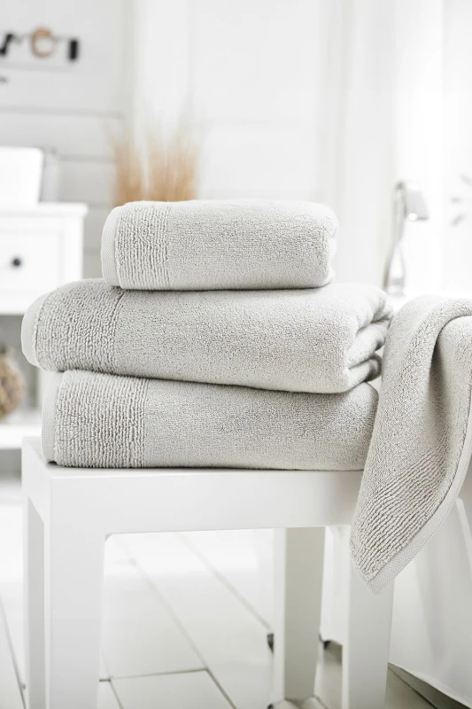 Image of Deyongs Palazzo 800gsm Hotel Luxury Cotton Bath Sheet Silver