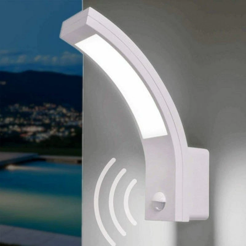 Image of CGC Lighting 'Paris' White LED Curved Outdoor Wall Light With Motion Sensor White unisex