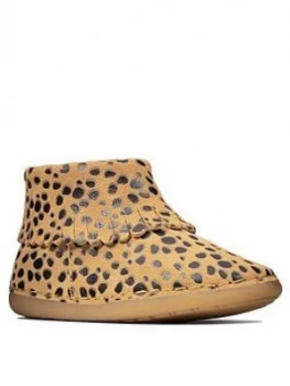 Image of Clarks Toddler Girls Skylark Form Ankle Boots - Animal