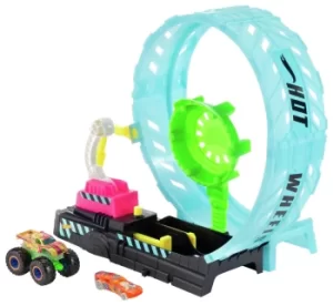 Image of Hot Wheels Glow-In-The Dark Epic Loop Challenge Playset