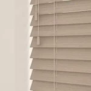 Image of Wooden Venetian Blinds With Strings40NORW