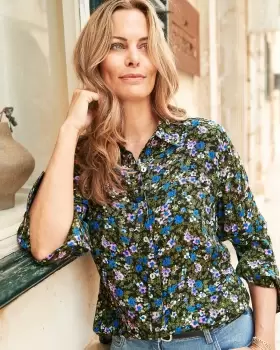 Image of Cotton Traders Womens Ivy Printed Crinkle Blouse in Green