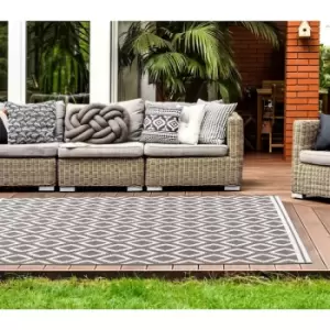 Image of Terrace Diamond Modern Geometric Flatweave Outdoor Rug in Grey 80 x 150cm ('x6''x5'0'')