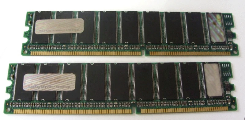 Image of Hypertec 256MB ECC DIMM PC3200 (Legacy) memory module 0.25 GB DDR 400