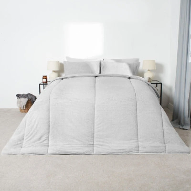 Image of OHS OHS Teddy Fleece Coverless Duvet 10.5 TOG Pillowcase in Silver Size: Double Silver Double Unisex 5027434175468