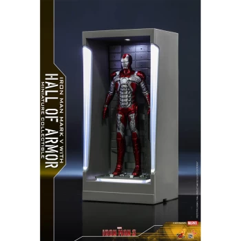 Image of Hot Toys Marvel Miniature Figure: Iron Man 3 - Iron Man Mark 5 (with Hall of Armor)