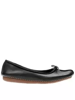 Image of Clarks Ballerina Shoes Black freckle ice 8