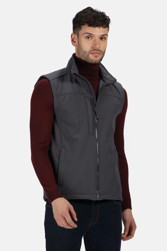 Image of Regatta Regatta Men Flux Softshell Bodywarmer in Grey Size: 3X-Large Grey XXXL Male 5051513340829