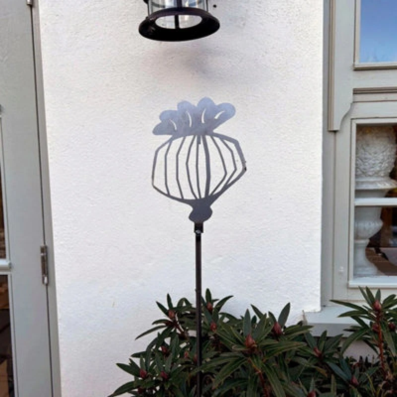 Image of Poppy Forge 1 Feet Poppy Seed Head Plant Pin (Pack Of 3) - Bare Metal/ready To Rust