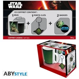 Image of Star Wars - Yoda (Mug + Keychain + Badges) Gift Box