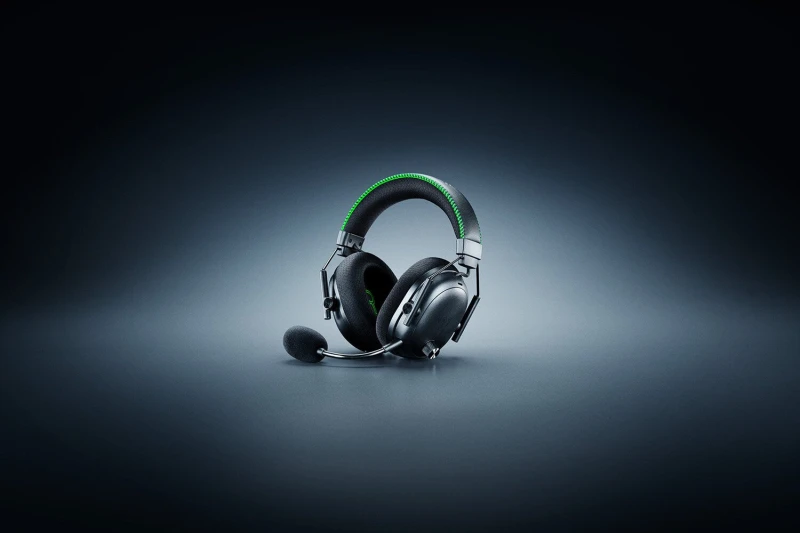 Image of RAZER BlackShark V3 Pro Wireless 7.1 Gaming Headset for Xbox - Black 8887910061190