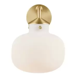 Image of Raito Wall Lamp Opal Glass, E27