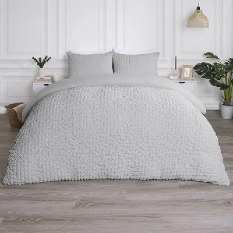 Image of OHS OHS Luxury Seersucker Duvet Cover Set Geo Pillowcase Quilt in Grey Size: Double Grey Double Unisex 5027434182336