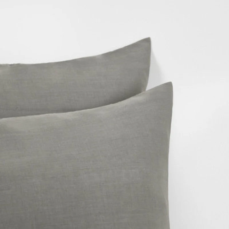 Image of OHS OHS 2 x Soft Plain Cotton Housewife Pillowcases in Grey Grey One Size Unisex 5027434153343