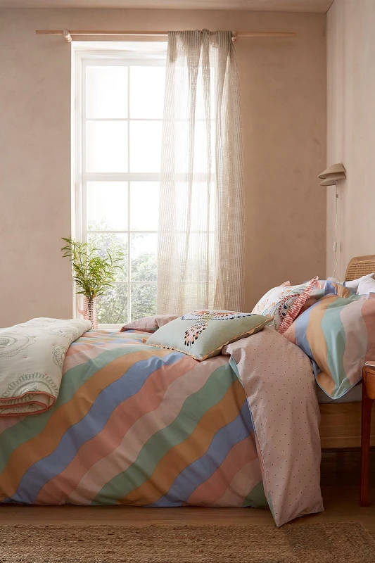 Image of YVONNE ELLEN 'Signature Stripe' Cotton Duvet Cover Set Size: Double Multicolor Unisex Double