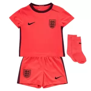 Image of 2022 England Euros Away Baby Kit - Infants